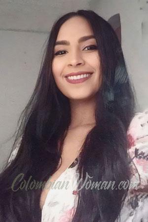 212984 - Diana Age: 29 - Colombia