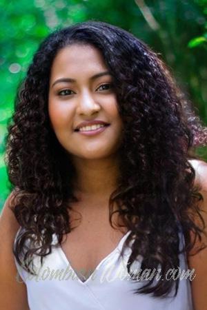 212994 - Yeinis Age: 24 - Colombia