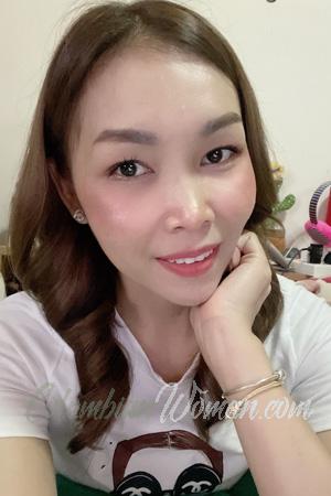 213052 - Chotipat Age: 43 - Thailand