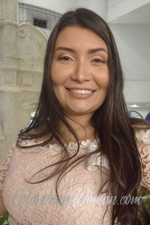 213762 - Victoria Age: 38 - Colombia