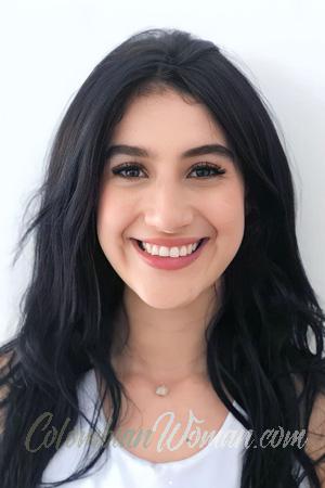 214135 - Ada Age: 25 - Colombia