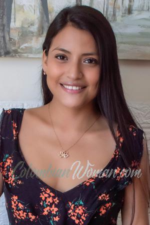 214144 - Emali Age: 28 - Peru