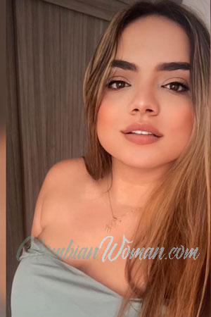 214153 - Valentina Age: 30 - Colombia