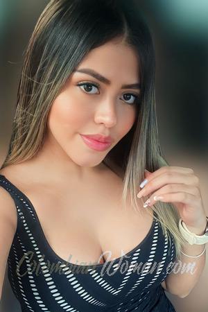 214422 - Tatiana Age: 25 - Colombia