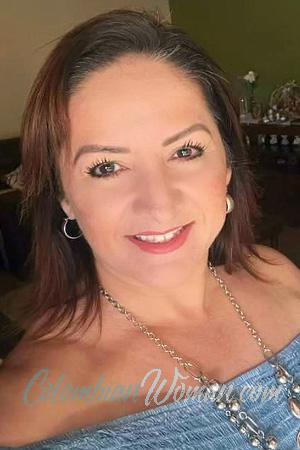 215259 - Lucy Age: 55 - Costa Rica