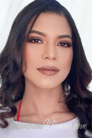 215261 - Julie Age: 31 - Colombia