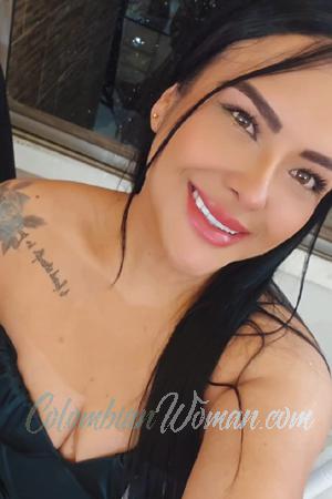 215265 - Keily Age: 31 - Colombia