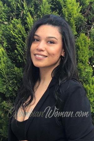 215674 - Xiomara Age: 35 - Colombia