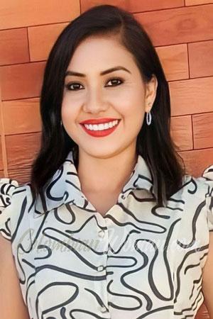 215733 - Paola Age: 40 - Peru