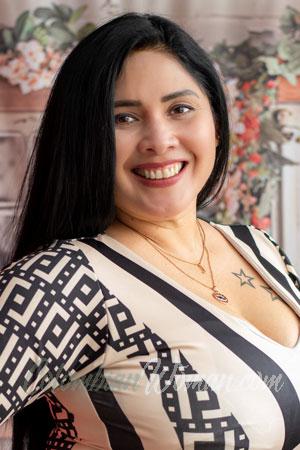 215752 - Jackeline Age: 44 - Peru