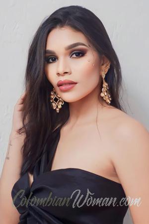 217100 - Gisselle Age: 27 - Colombia