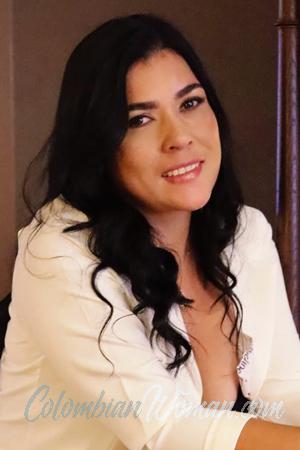217587 - Jaqueline Age: 40 - Colombia