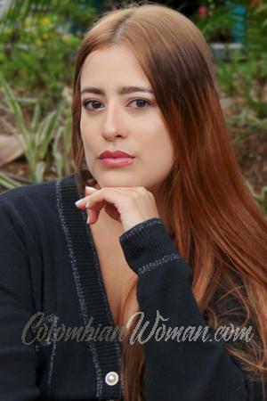 218526 - Lina Age: 28 - Colombia