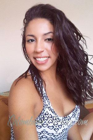 219235 - Karina Age: 37 - Costa Rica