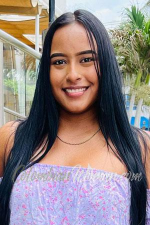 219322 - Luz Age: 26 - Colombia