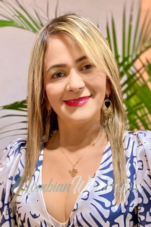 219955 - Evelyn Age: 49 - Colombia