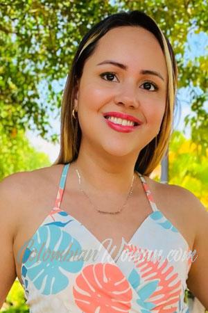 220441 - Vanessa Age: 36 - Colombia