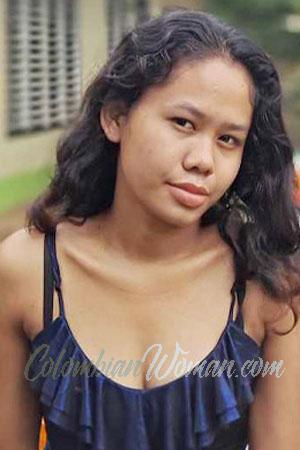 220616 - Maylen Age: 22 - Philippines