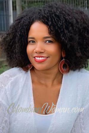 221696 - Patricia Age: 40 - Colombia