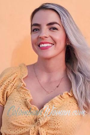 221704 - Angie Age: 36 - Colombia