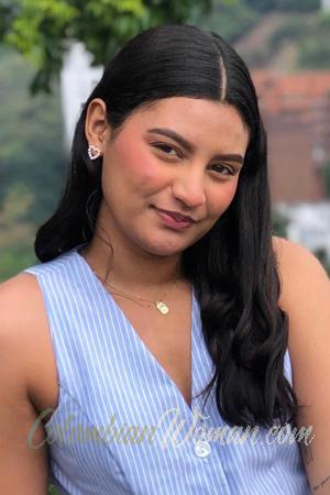 223120 - Luisa Age: 21 - Colombia