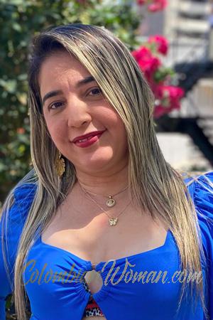223127 - Monica Age: 44 - Colombia