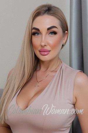 223179 - Liliia Age: 40 - Ukraine
