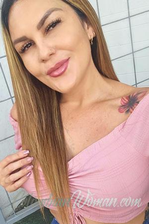 223182 - Melissa Age: 42 - Costa Rica