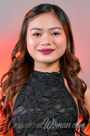 223852 - Jeramae Age: 19 - Philippines