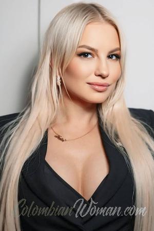 224589 - Yuliia Age: 37 - Ukraine