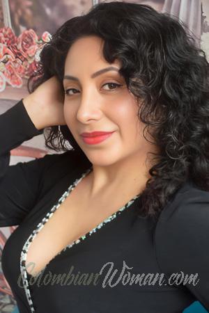 224740 - Brenda Age: 44 - Peru