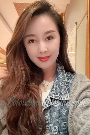 224848 - Lily Age: 41 - China