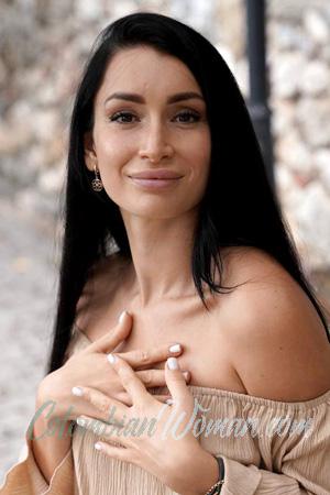 225400 - Elina Age: 30 - Ukraine