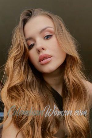 226295 - Viktoriia Age: 21 - Ukraine