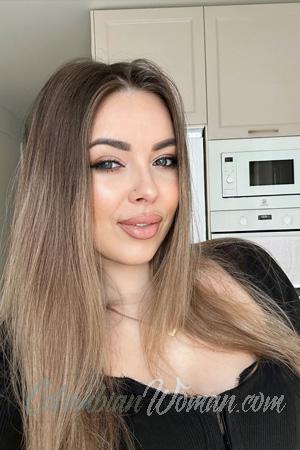 226770 - Khrystyna Age: 33 - Ukraine