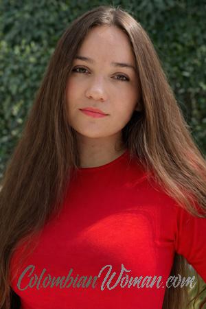 226824 - Daniela Milagro Age: 31 - Colombia