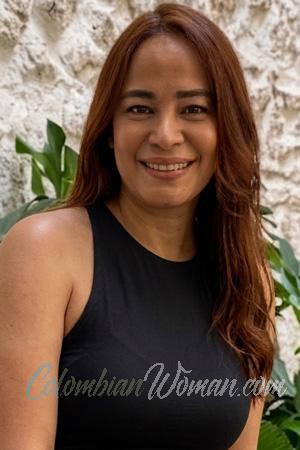 227787 - Mildred Age: 44 - Colombia