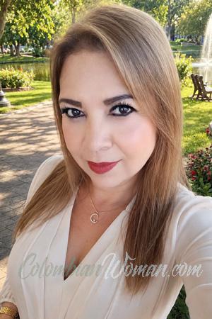 228387 - Xinia Age: 57 - Costa Rica