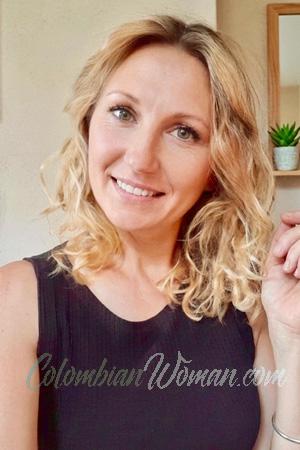 228569 - Oksana Age: 45 - Ukraine