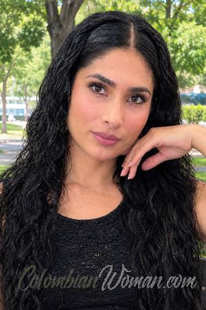 229249 - Mayleth Age: 32 - Colombia